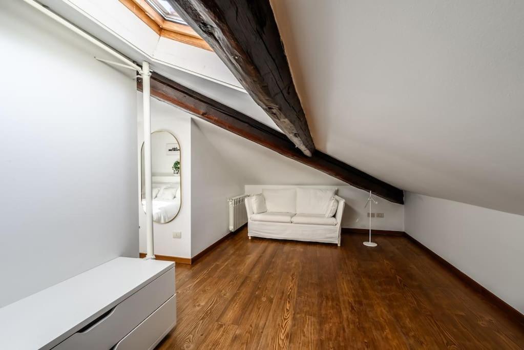 Buenos Aires' Nest - 10 Minutes From Duomo With Terrace Apartman Milánó Kültér fotó